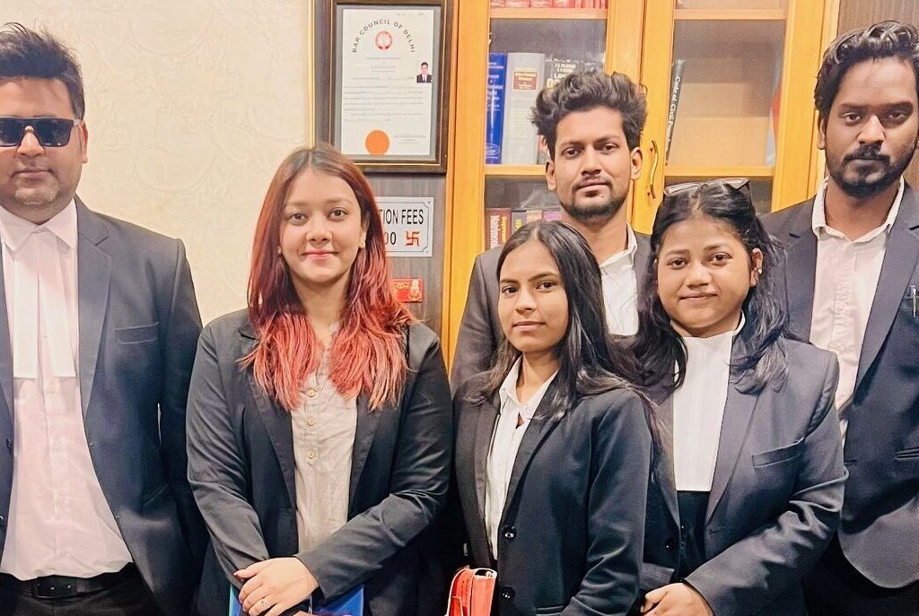 Best Advocate in Dwarka Court