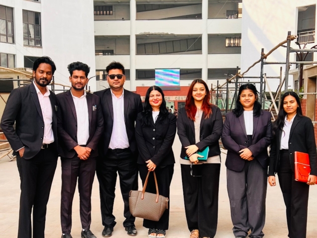 Civil advocate in Dwarka court